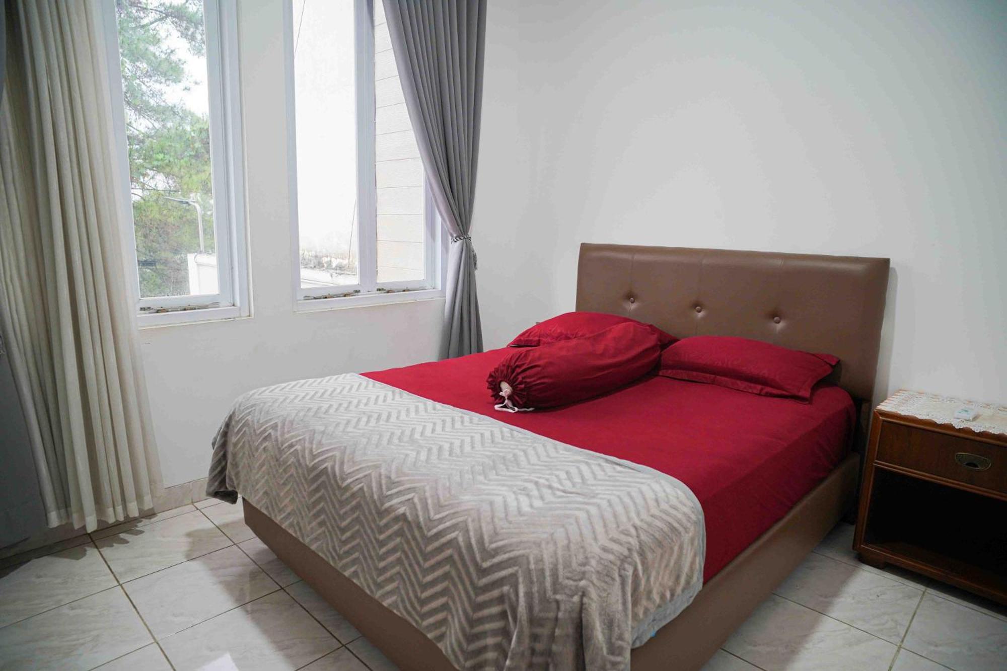 Schones Haus Private Pool & Netflix By Grorental Bandung Luaran gambar